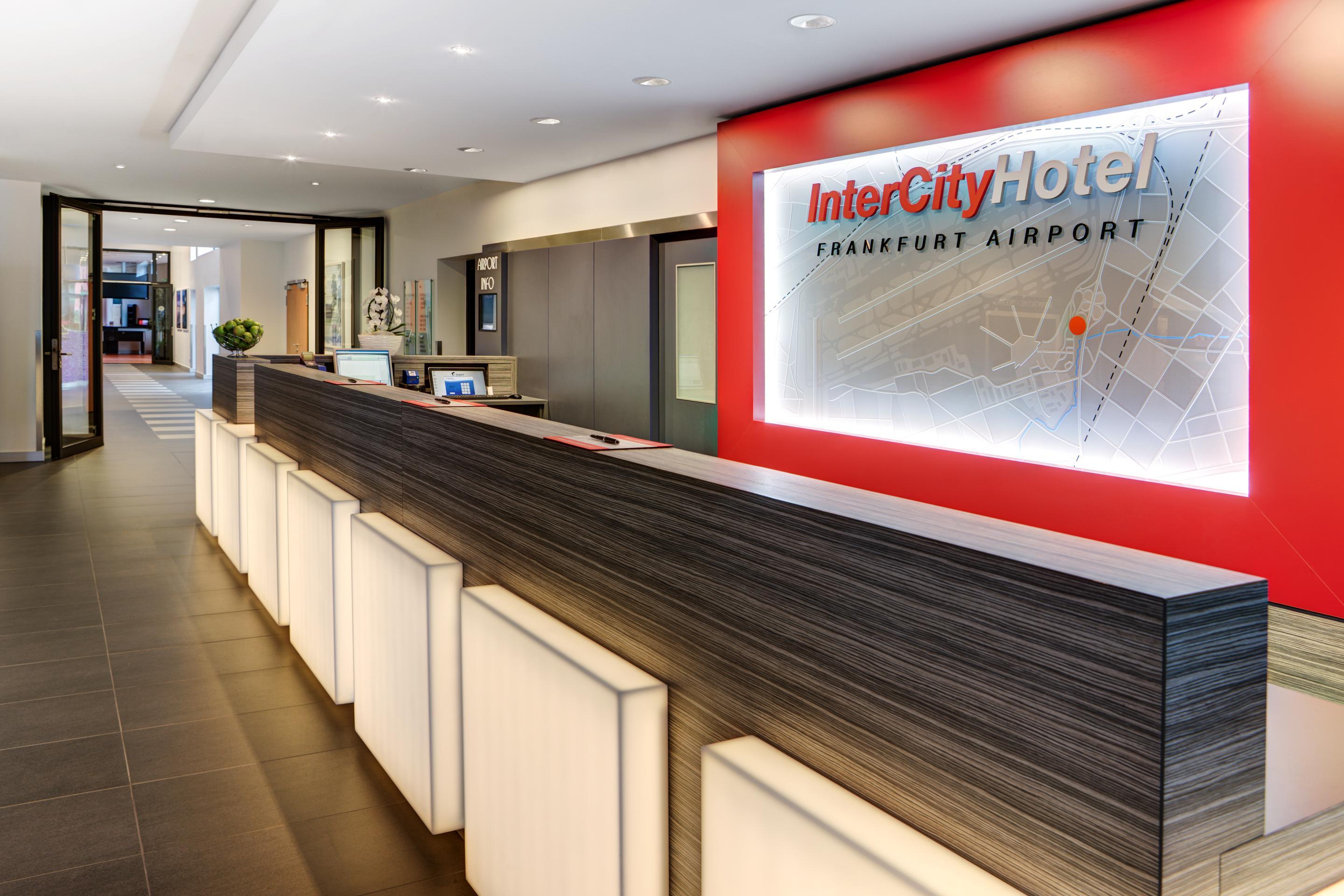 Intercityhotel Frankfurt Airport Франкфурт-на-Майне Экстерьер фото