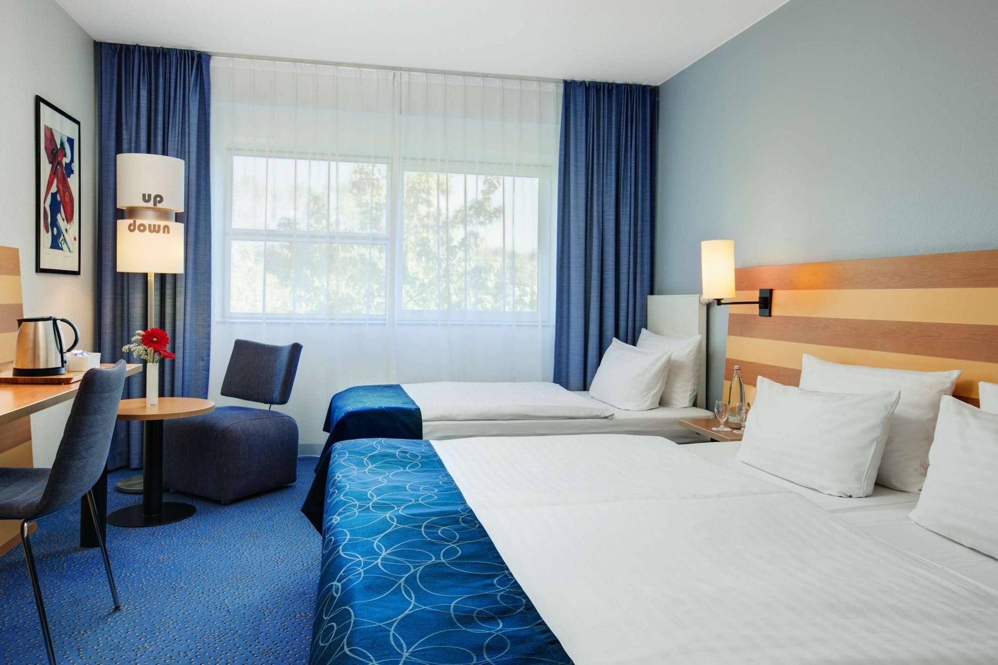 Intercityhotel Frankfurt Airport Франкфурт-на-Майне Экстерьер фото
