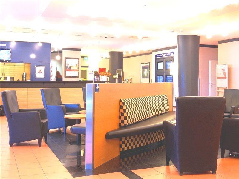 Intercityhotel Frankfurt Airport Франкфурт-на-Майне Экстерьер фото