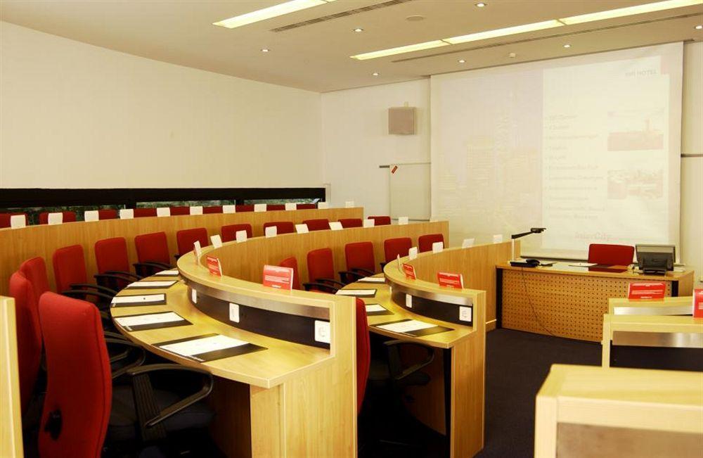 Intercityhotel Frankfurt Airport Франкфурт-на-Майне Экстерьер фото