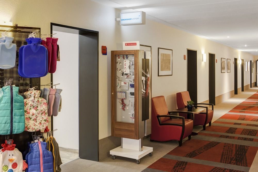 Intercityhotel Frankfurt Airport Франкфурт-на-Майне Экстерьер фото
